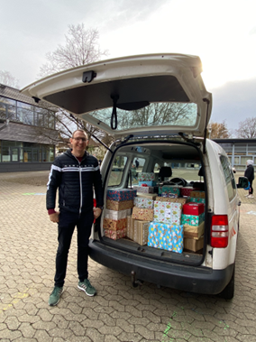 Geschenke werden eingeladen