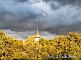 Abendhimmel über Mengen
