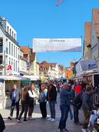 Erfolgreicher Marktauftakt am 8. April 2026