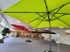 Schneider Schirme eröffnet Werksverkauf