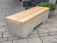 Neue Innenstadt-Beschilderung und Stadtmobiliar